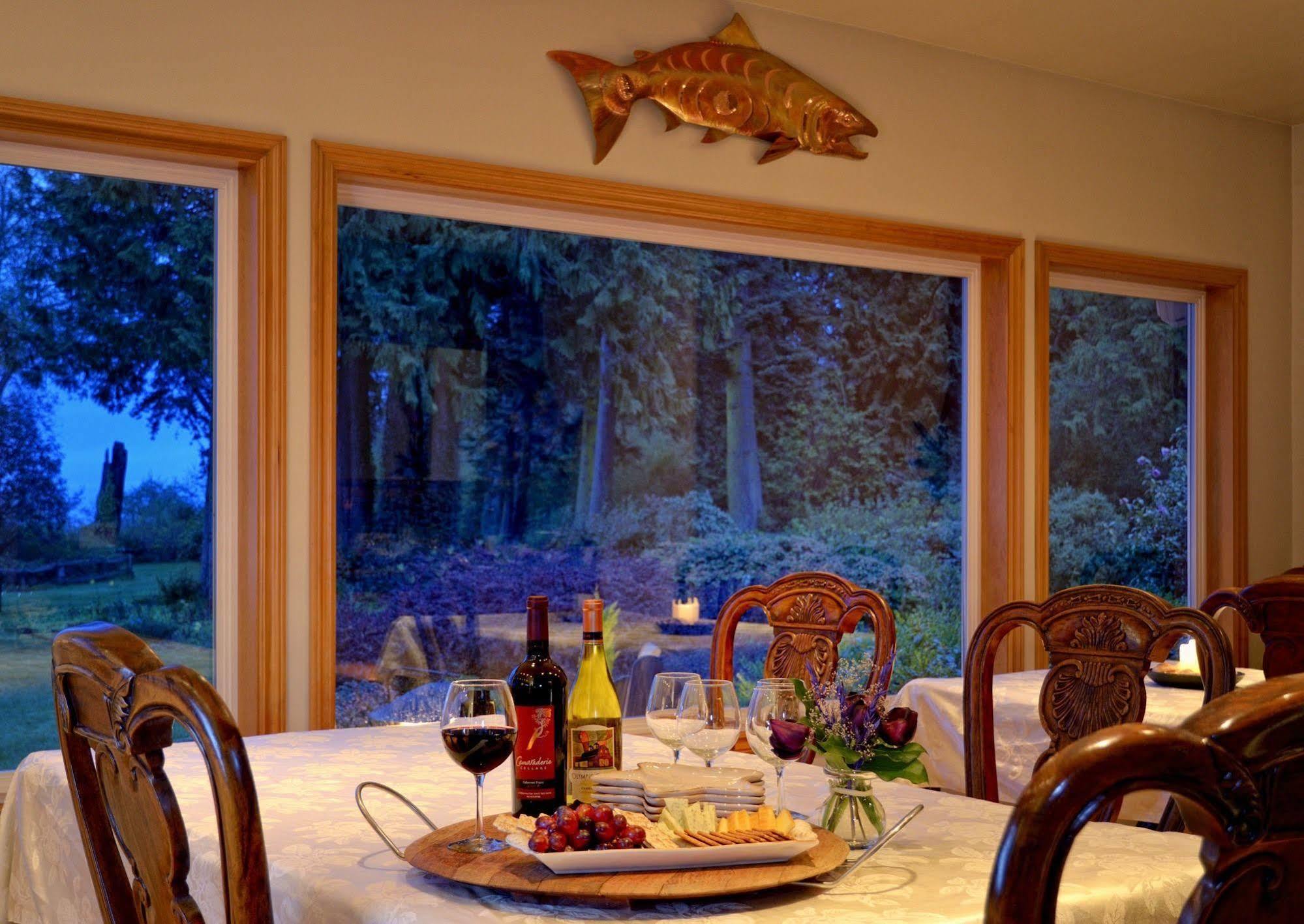 Colette'S Bed & Breakfast Port Angeles Ngoại thất bức ảnh
